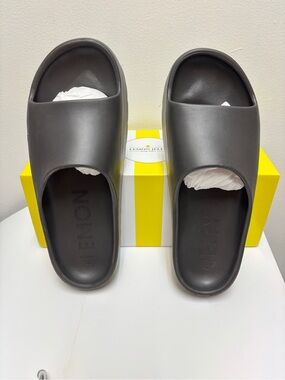 Lemon Jelly Matte Black Slide Sandals Azalea